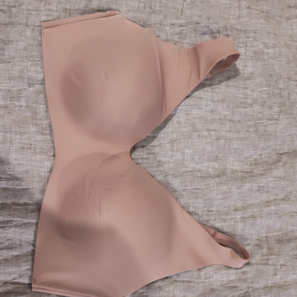 Wacoal Tan Wireless Bra Seamless Comfort